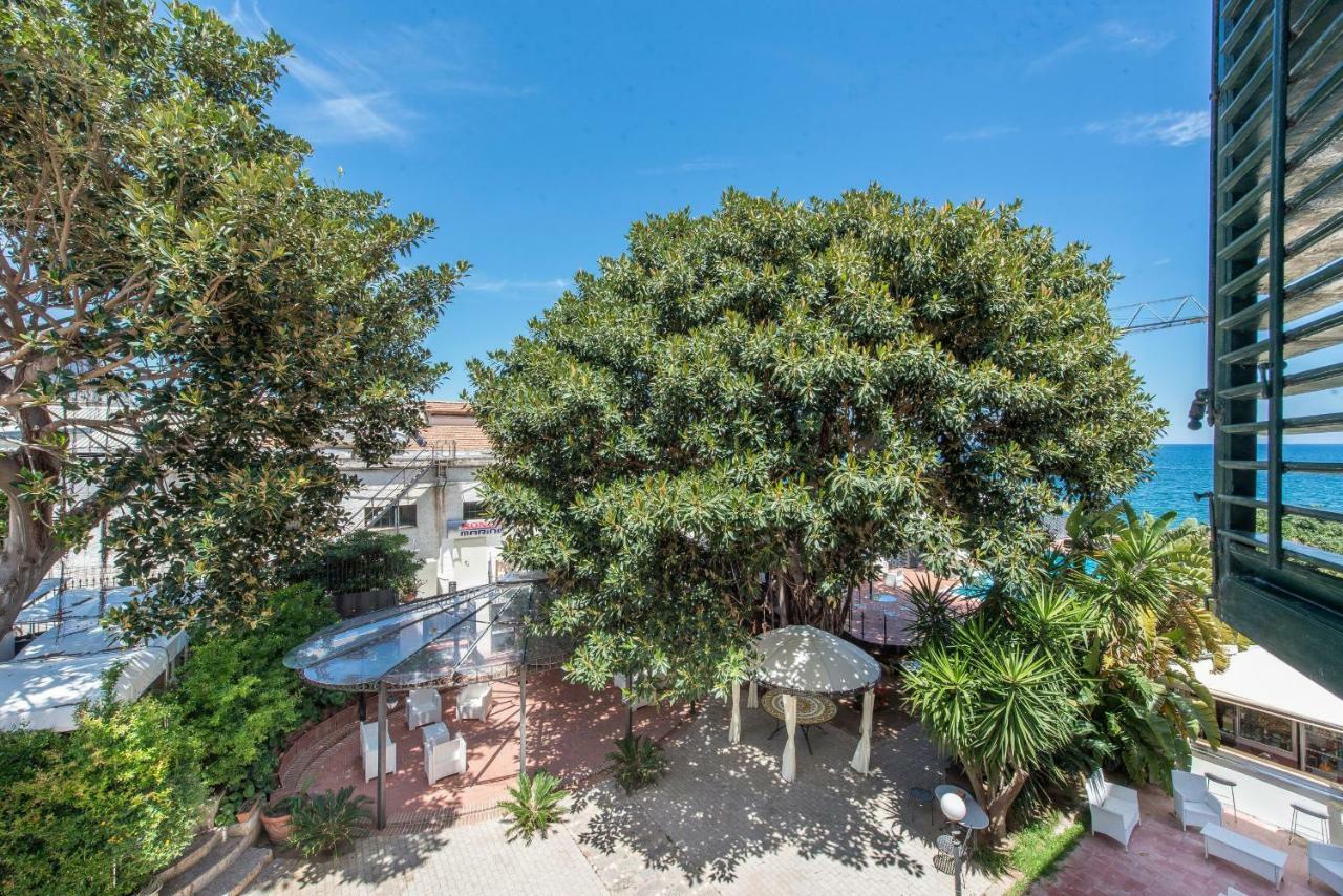 B&B Villa Liberty Sul Mare Palerme Extérieur photo